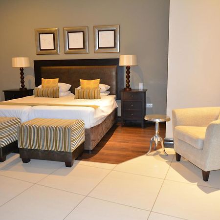 Legend Simba Safari - Legend Golf Safari Resort Golders Green Luaran gambar