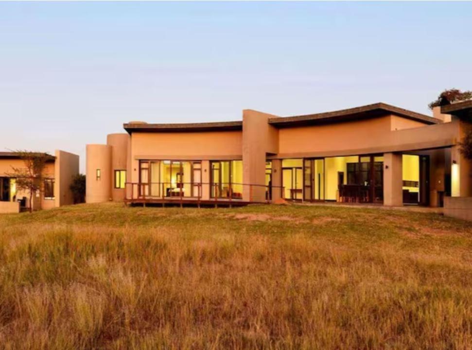 Legend Simba Safari - Legend Golf Safari Resort Golders Green Luaran gambar